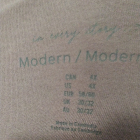 White and pink tunic - Picture 3 of 3